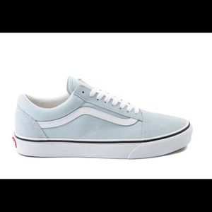 Vans 
Old skool
Skate shoes
Baby Blue
